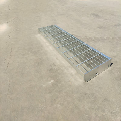 Rectangular Steel Step Tread Grating Heavy Duty Load Bearing Capacity Safety