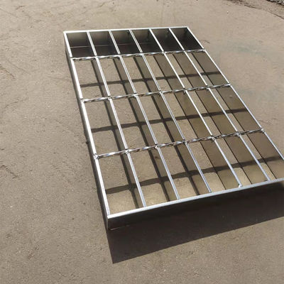 1.5mm-6mm Thickness Steel Stair Treads Grating 25mm Bearing Steel Hight 25*5mm Beraing Bar