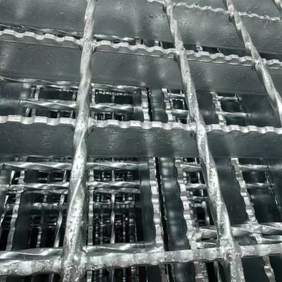 용접 공정을 위한 용접 철강 Grating 30mm Pitch Bearing Bar 밝은 표면 YB/T4001.1-2007
