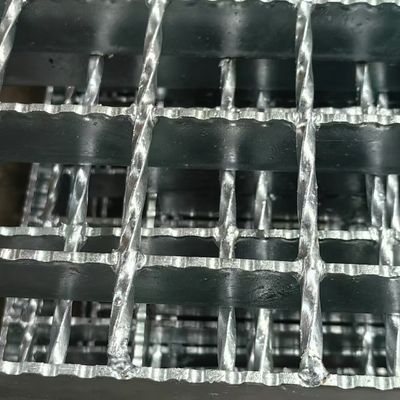 30mm 평면 막대 용접 스틸 데킹 그레이팅 현대 밝은 표면