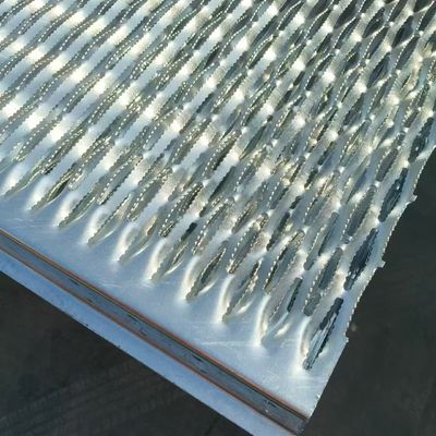 20 * 3 산업용 25mm 베어링 바 피치에 대한 철 평면 크기의 톱니 모양 철 Grating