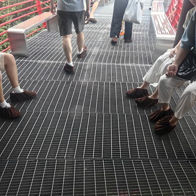 부드러운 표면 산업용 강철 Grating 평면 막대기 유형 내구성 스테인레스 스틸 질감