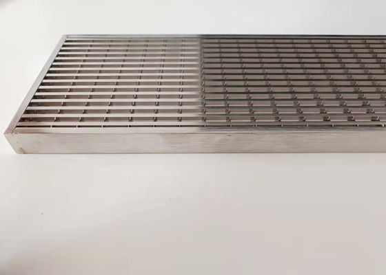 SS304 Steel Flooring Grating Press-Locked Trench Cover Size 20*4mm  And 600mm Width